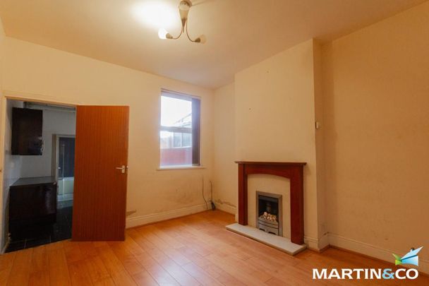 2 bedroom terraced house to rent - Photo 1