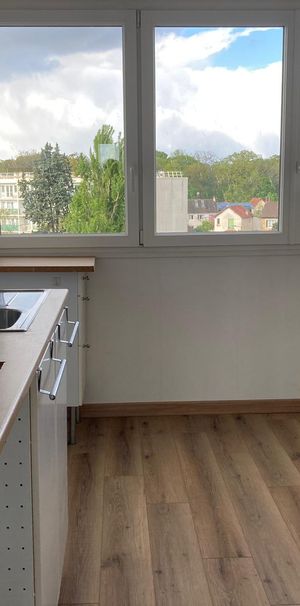 Location Appartement 1 pièce 35m² VELIZY VILLACOUBLAY 78140 - Photo 1