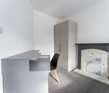 5 Bed Student Accommodation - Photo 1