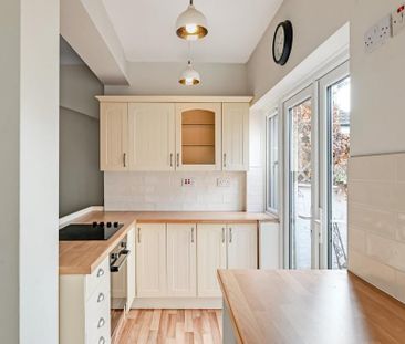 2 bedroom terraced house to rent - Photo 3