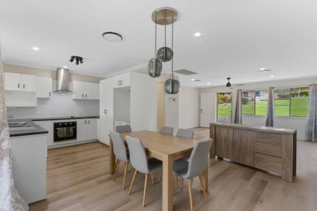 Stylishly Renovated Family Home Designed for Comfort, Space, and Easy Living. - Photo 3