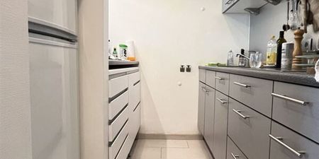 Appartement te huur in Tournai voor € 675 met 2 slaapkamers - Photo 5