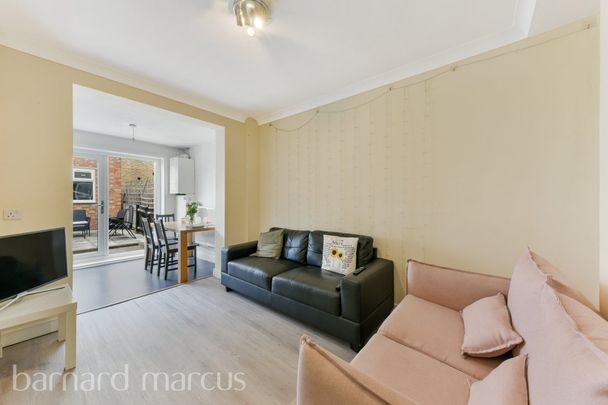 Smeaton Road, London - Photo 1