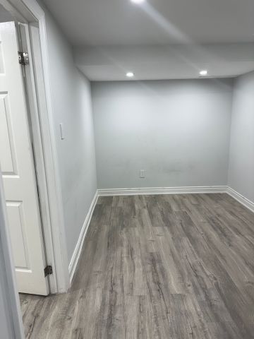 For Lease - 858 Khan Crescent Unit# Bsmt, Mississauga, Ontario - Photo 3