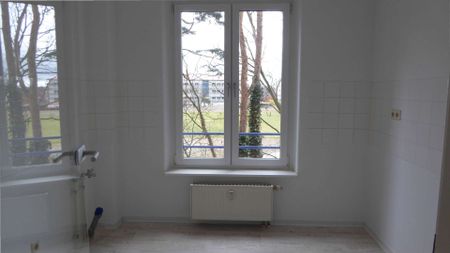 Geräumige 4-Raum Wohnung im Dachgeschoss in Jessen - Photo 4