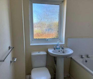 Arncliffe Place, Newton Aycliffe, County Durham, DL5 - Photo 4