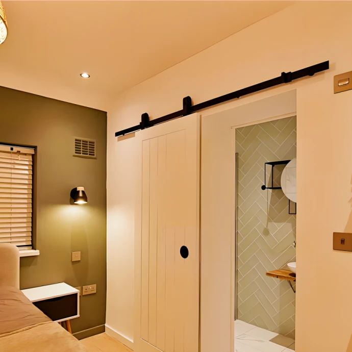 8 Bed 8 Bath - Photo 1