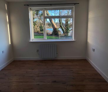 1 Bed Flat, Bitterne Manor, SO18 - Photo 2