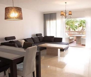 Atalaya, Estepona East, Estepona, Andalusia Estepona (District) - Photo 1