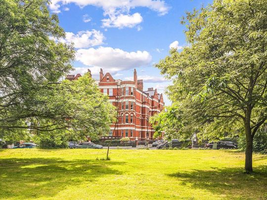 3 bedroom apartment to rent - Photo 1