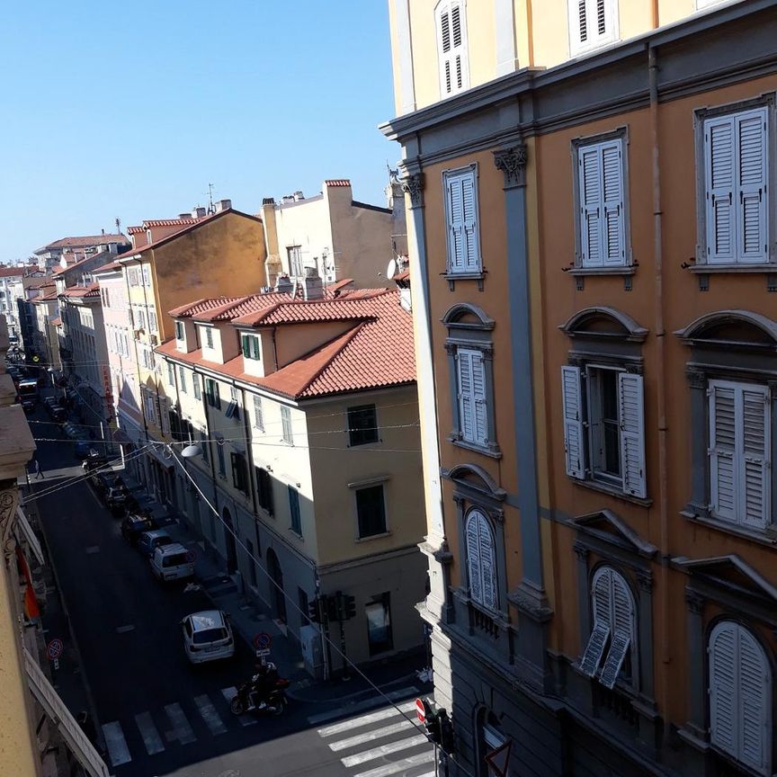 Grazioso appartamento zona ospedale maggiore Tries - Photo 1