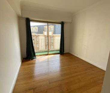 Location Appartement 4 pièces 102m² BIARRITZ 64200 - Photo 2