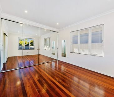 Cosy 3x1 Home in Prime Location! - Photo 3