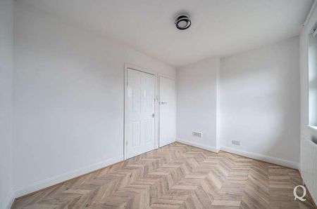 Coldharbour Lane, Kemsley, Sittingbourne, Kent, ME10 - Photo 3