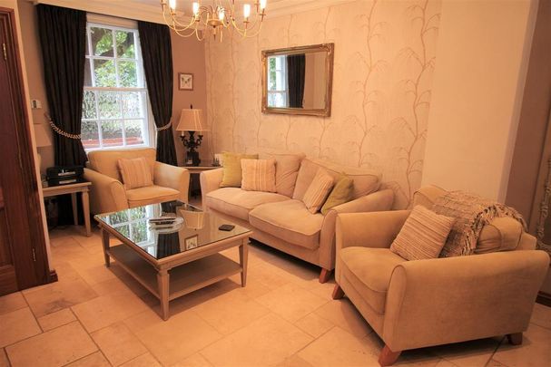 3 bedroom townhouse to rent - Photo 1