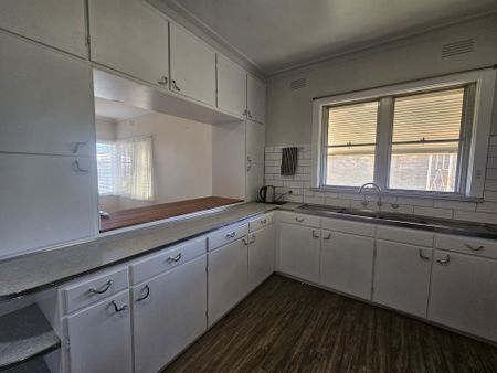 251 Beechworth Road - Photo 5