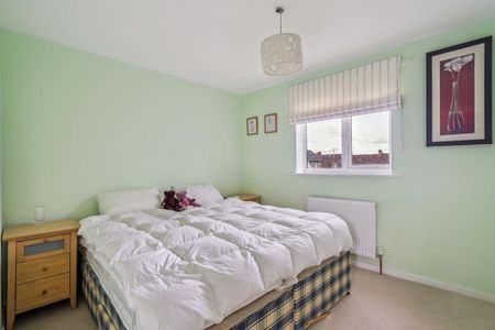 3 bedroom detached house to rent - Photo 4