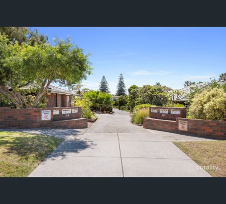 8/12 Hastings Street, Scarborough, WA 6019 - Photo 2