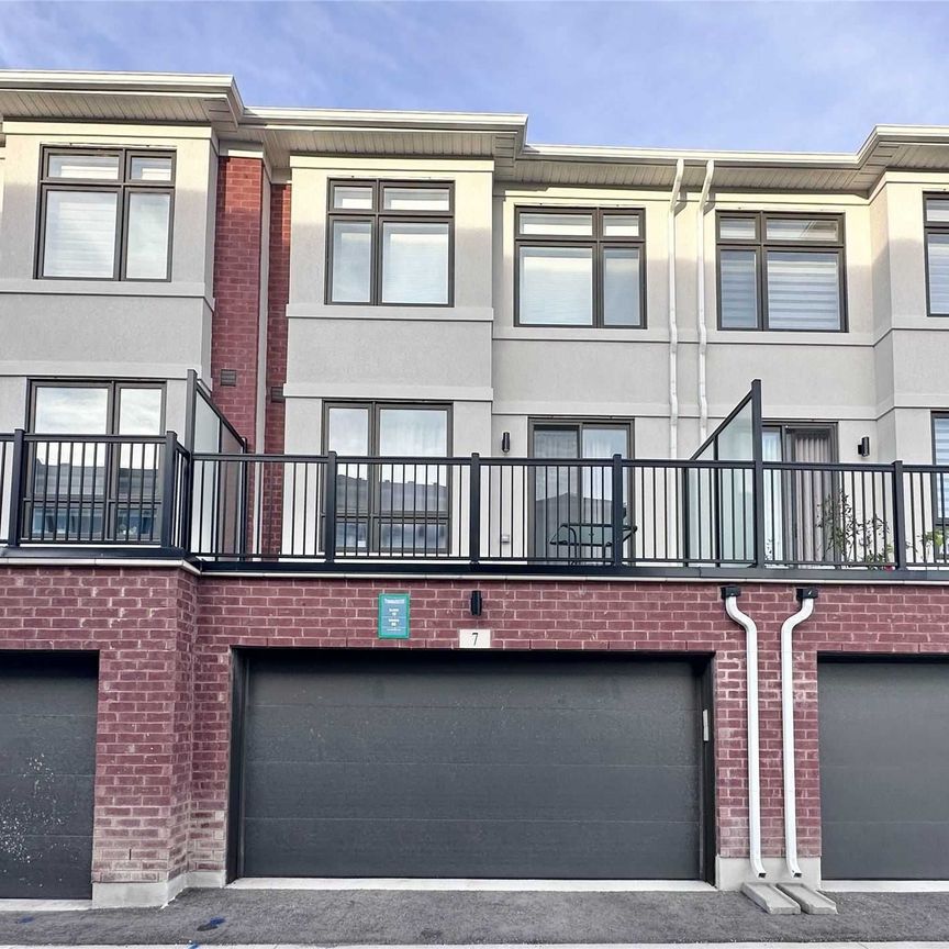 For Lease - 7 William Russell Lane, Richmond Hill, Ontario - Photo 1