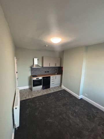 Room in a Shared House, Elliston Road, BS6 - Photo 2