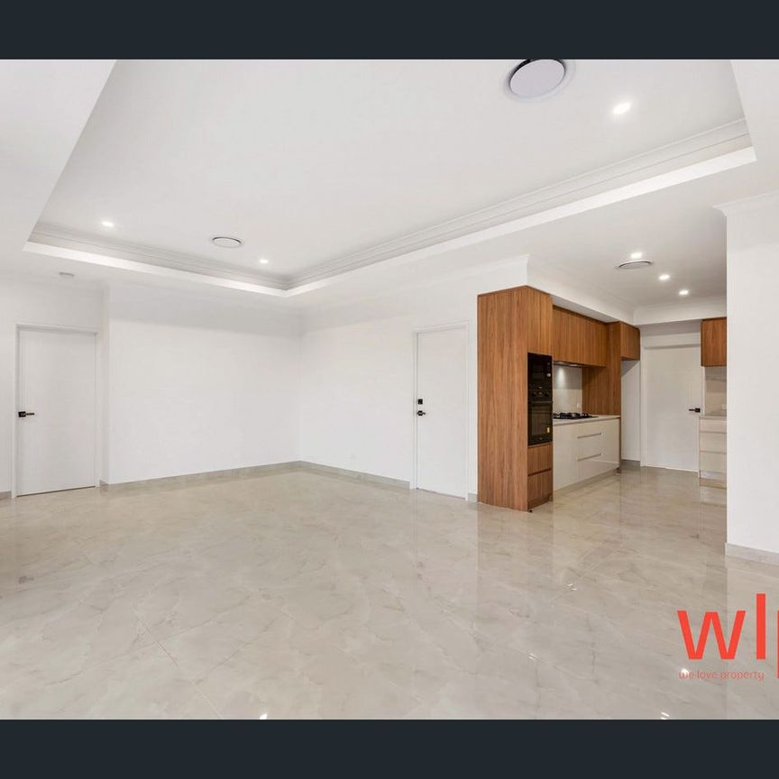 Sleek & Stylish Brand New Homes with Luxury Finishes in Enriched Embleton!! - Photo 1