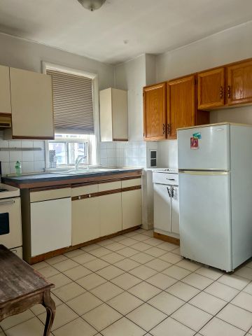 For Lease - 447 Dovercourt Road Unit# 2nd Floor, Toronto, Ontario - Photo 2