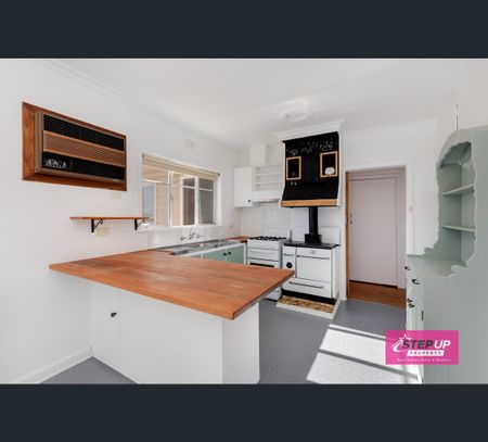 11a Campbell Street, Eaglehawk, Vic 3556 - Photo 2