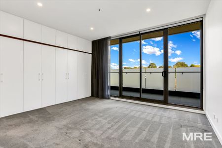 301/719 Whitehorse Road, Mont Albert - Photo 3