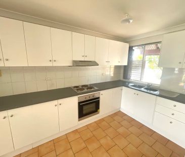 9 Appletree Grove, Oakhurst NSW 2761 - Photo 1