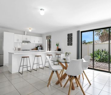 Delightful 4 Bedroom home - Photo 2