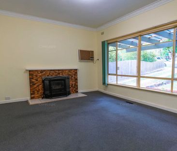 20 Olwen Street, 3131, Nunawading Vic - Photo 2