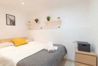 Carrer de les Beates, Barcelona, Catalonia 08003