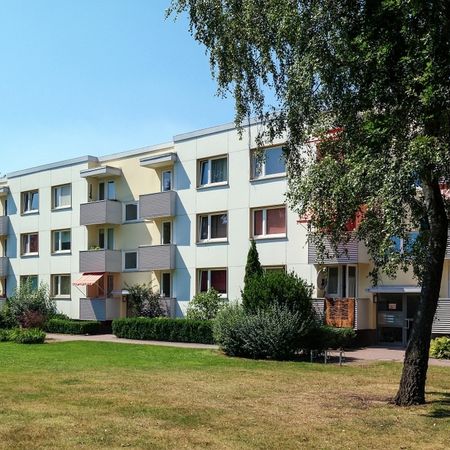 Wohlfühlen in Detmerode: Lichtdurchflutete Wohnung mit 2 Loggien - Photo 3