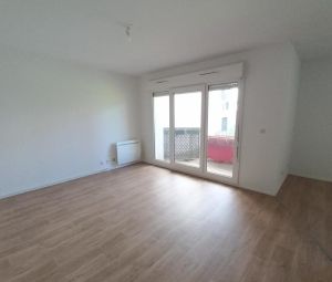 Location Appartement à ST QUENTIN SUR ISERE - Photo 6