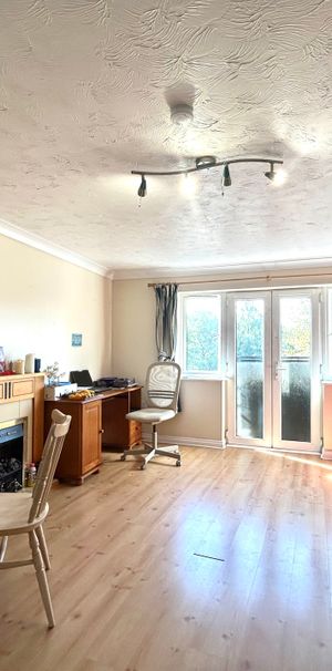 Winslet Place, Reading Winslet Place, Reading - Photo 1