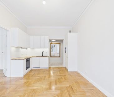 Dwupokojowe, nieumeblowane mieszkanie w kamienicy 55.5 m² - Фото 5