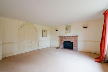 4 bedroom property to rent - Photo 2