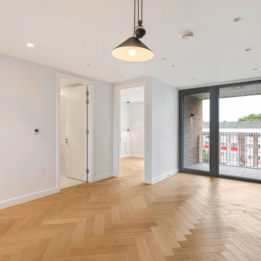 Parkhaus, 4 Maple Path, Hackney, London, E5 8FF - Photo 1