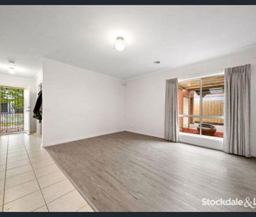 Family HOME- 4 bedrooms - Photo 1