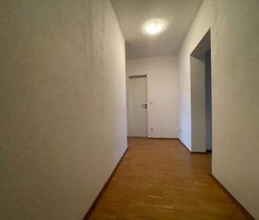 Flingern-Süd: 56 m², 2 Zimmer, Küche, Bad, Balkon, inkl. Einbauküche! - Photo 2