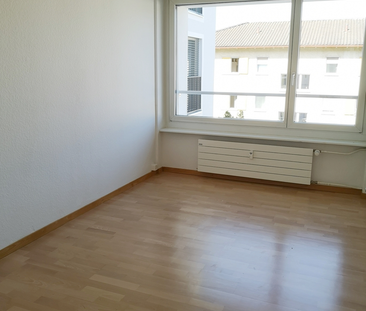 Moderne 2.5-Zimmerwohnung an Toplage - Ihr neues Zuhause! - Photo 2