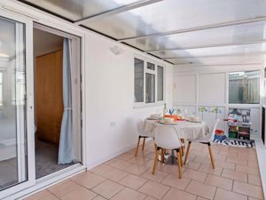 Ashey Park, Ashey Road, Ryde - Photo 1