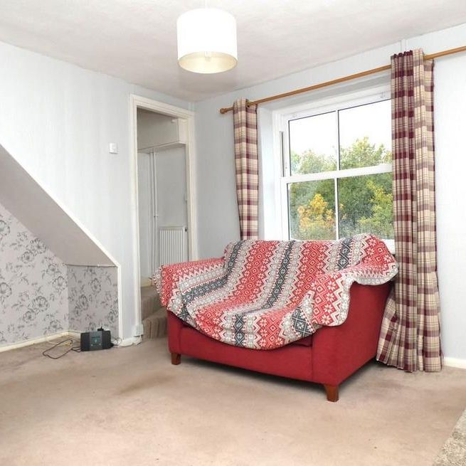 2 bedroom terraced house to rent - Photo 1