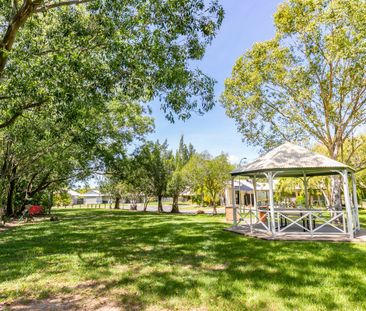 FAMILY HOME IN GUNN - Photo 5