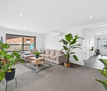 Large Family Home - Photo 2