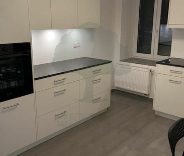 Room for rent in a shared apartment of 5.5 rooms - Photo 3