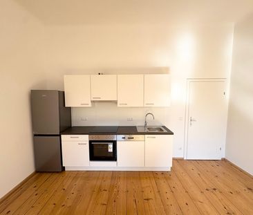 Generalsanierte schöne 2-Zimmer Wohnung in zentraler Lage - Provisi... - Photo 2