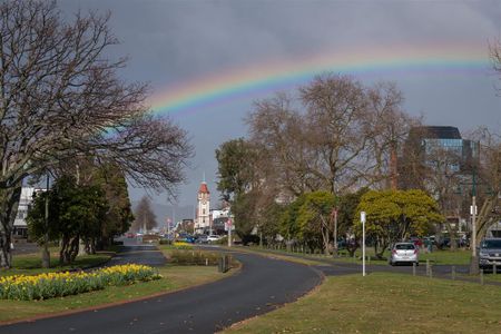 Fabulous In Fenton - Rotorua - Photo 2
