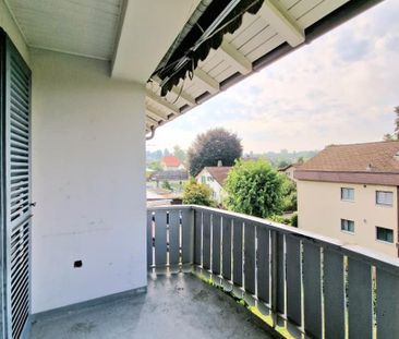 "Schöne Wohnung mit Balkon zu vermieten" - Photo 2
