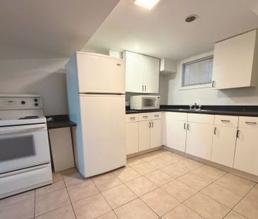 For Lease - 43 Holland Avenue Unit# Basement, Toronto, Ontario - Photo 2